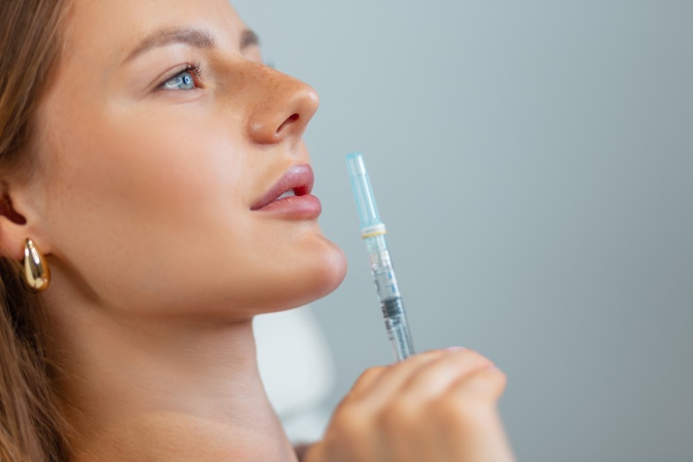 marire buze București